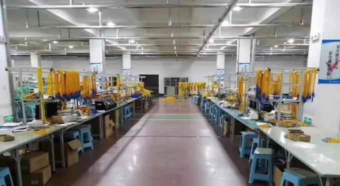 Внешний оптический кабель ADSS Однорежимный оптический кабель MDPE 24-ядерный оптический кабель Волоконный оптический кабель 15