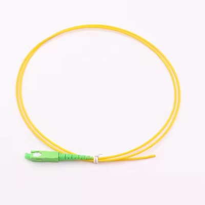 Белый/желтый хвост свиньи SC/APC G652D однорежимный LSZH 1M Simplex 2.0mm Fiber Optic Pigtails